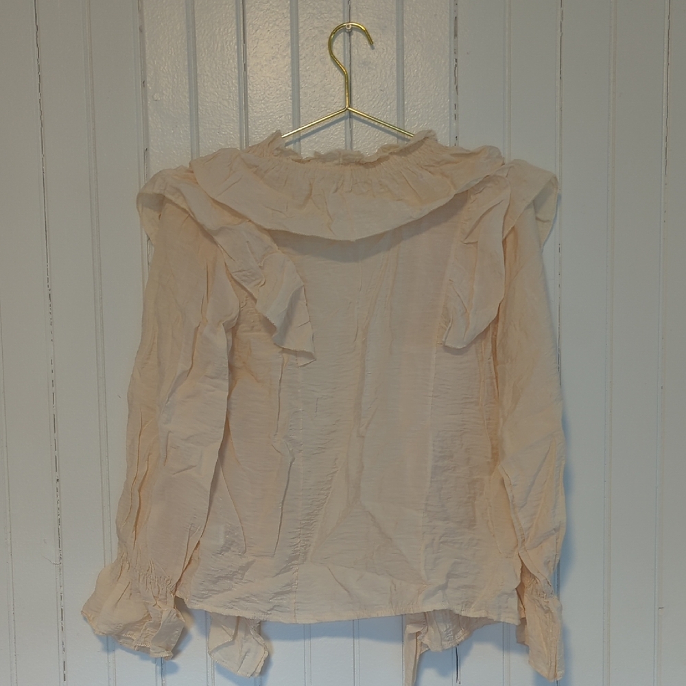 Cream Ruffled Blouse - Picture 3 of 3